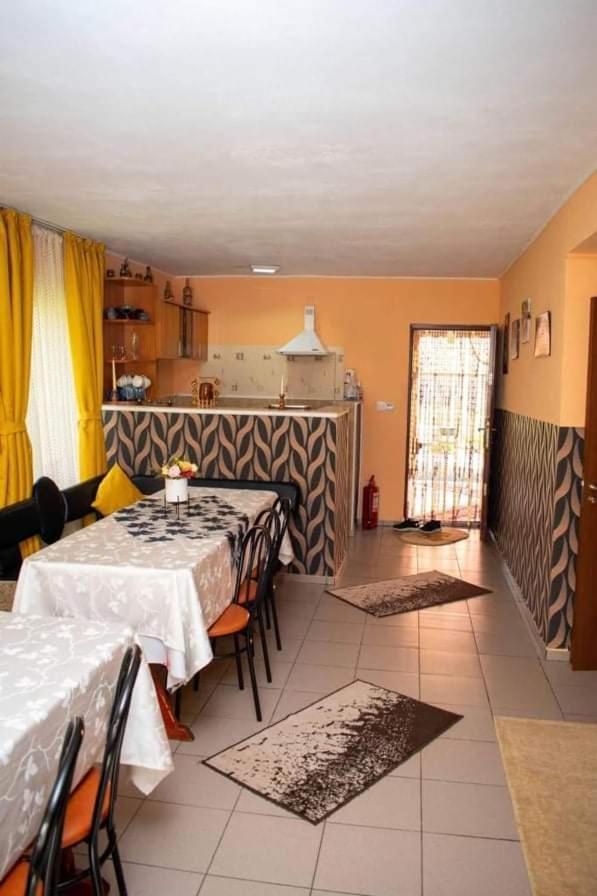 Готель Cabana Ancuta Виртоп Екстер'єр фото
